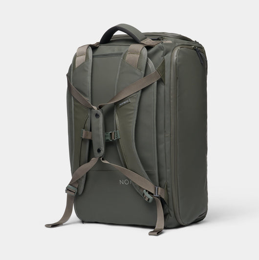 NOMATIC Travel Bag 40L in olive, main compartment access view