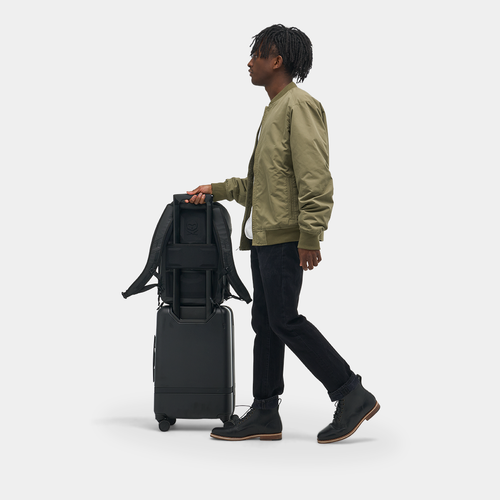 McKinnon Camera Pack 25L + 1 Small Cube