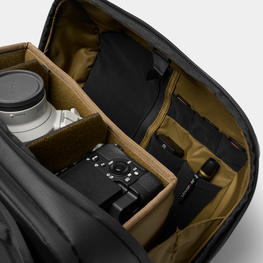 McKinnon Camera Messenger 13L