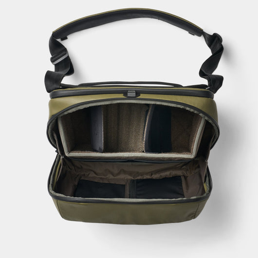 McKinnon Camera Messenger 13L